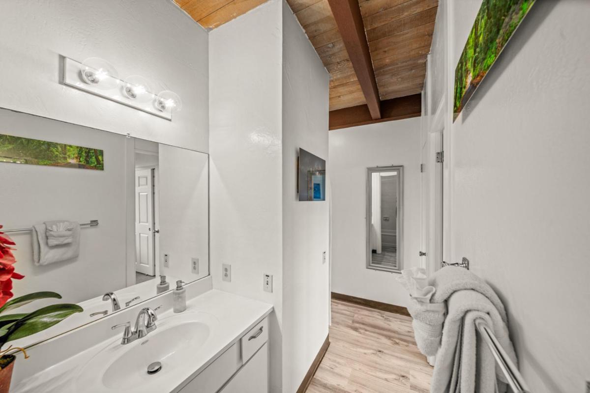 Newly Upgraded 1Br Unit Near Beach Max Of 5 Guests Kailua-Kona Luaran gambar