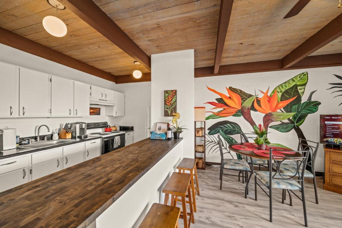 Newly Upgraded 1Br Unit Near Beach Max Of 5 Guests Kailua-Kona Luaran gambar